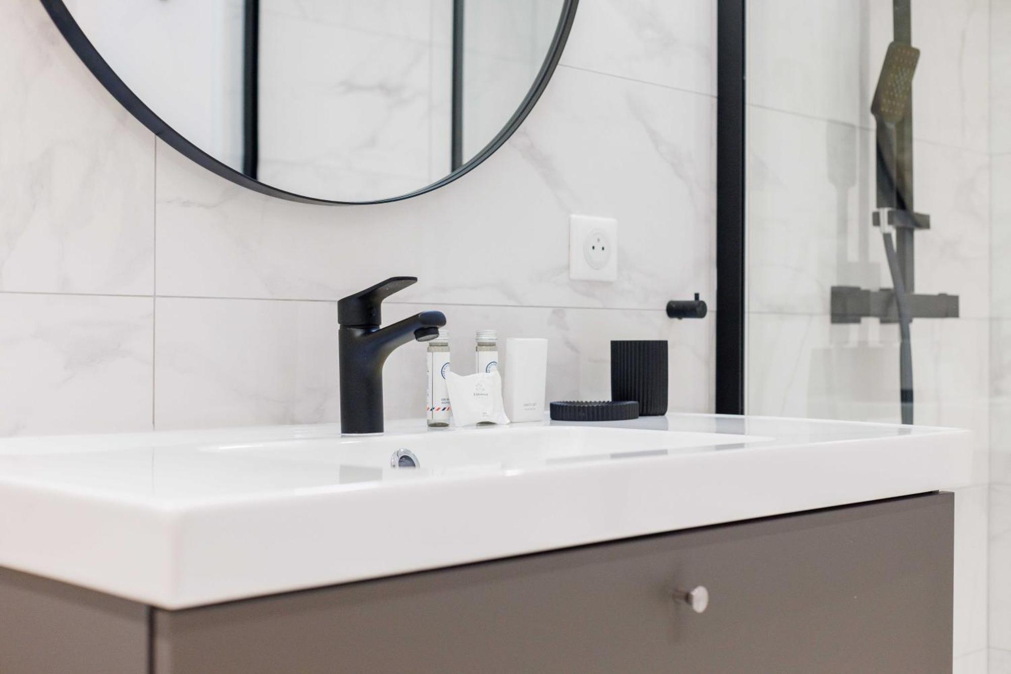 Appartamento Exceptionnel Duplex A Proximite De Montmartre! Parigi Esterno foto